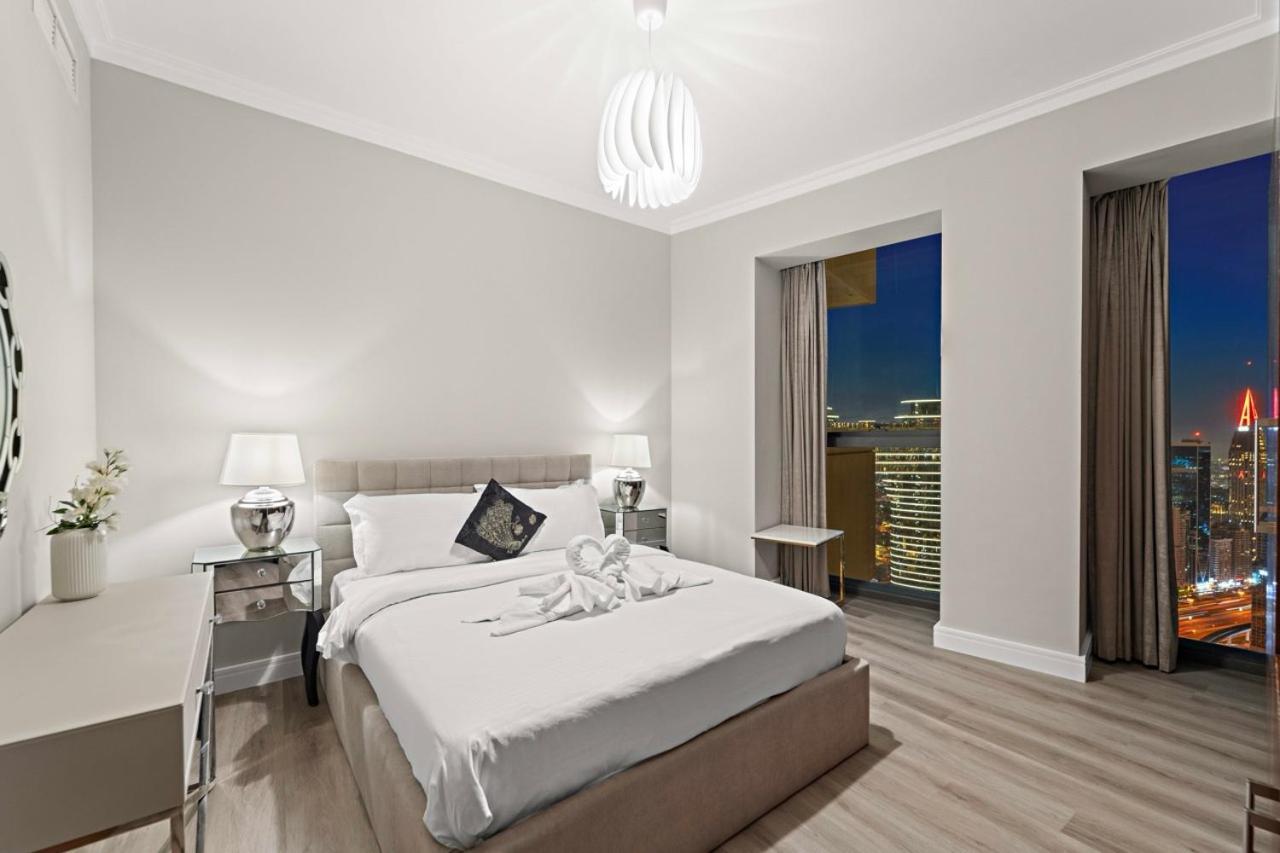 First Class 3Br With Full Burj Khalifa And Fountain View Dubai Exterior foto